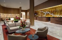 //rororwxhnlprlm5p.ldycdn.com/cloud/liBpqKkrlpSRllqjqlnoip/luxury-Hilton-hotel-lobby-interior.jpg