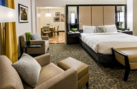 //rororwxhnlprlm5p.ldycdn.com/cloud/pkBpqKkrlpSRmlnkojprip/radisson-lackawanna-station-hotel-room-furniture.jpg