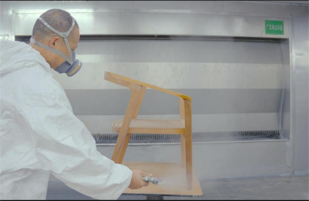 Dust-Free Spray Painting: A Critical Step in Hotel Furniture Manufacturing